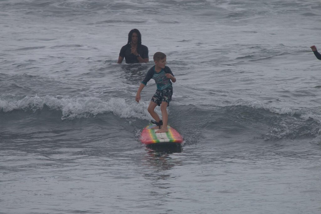 Chapu Pura Vida Surf Lessons